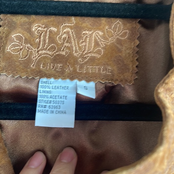 Suede(Leather ) women jacket - Picture 6 of 9